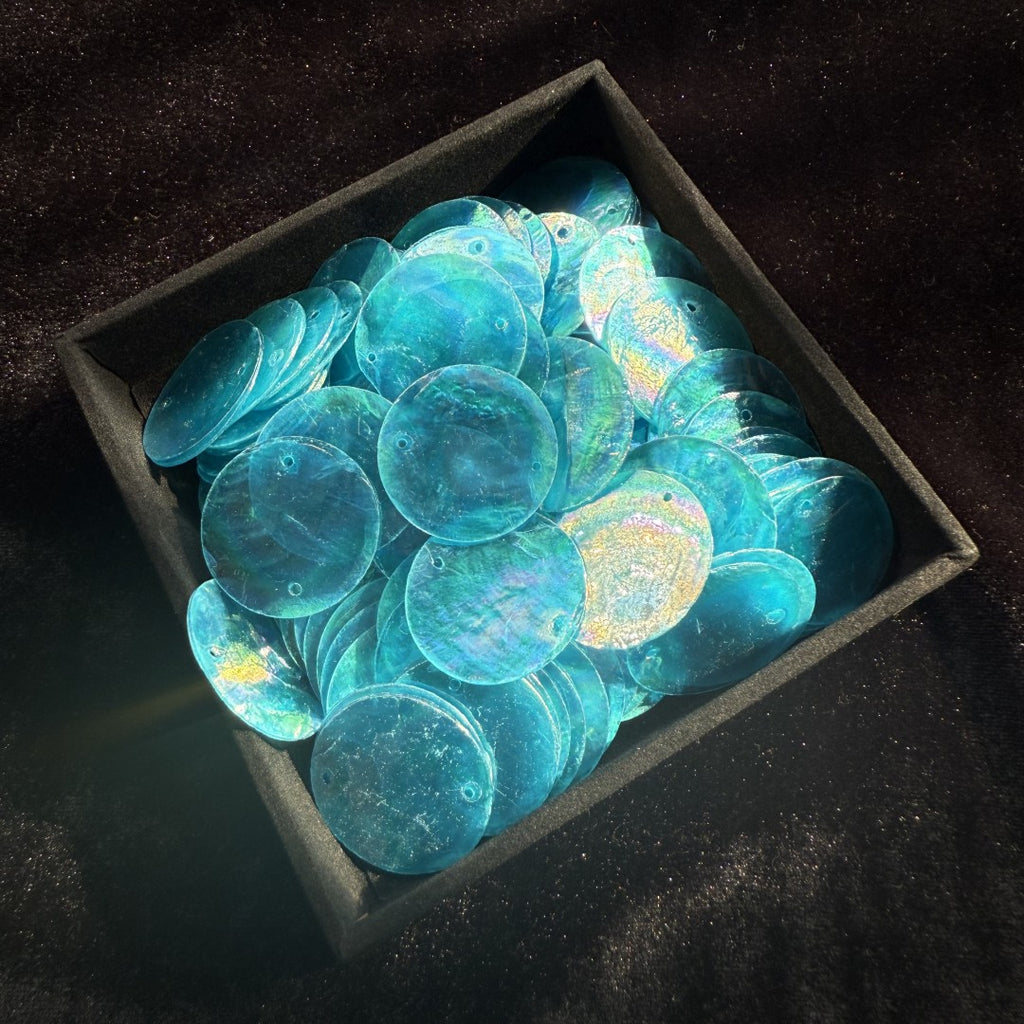 50pcs Aurora Capiz shells-double hole/30mm