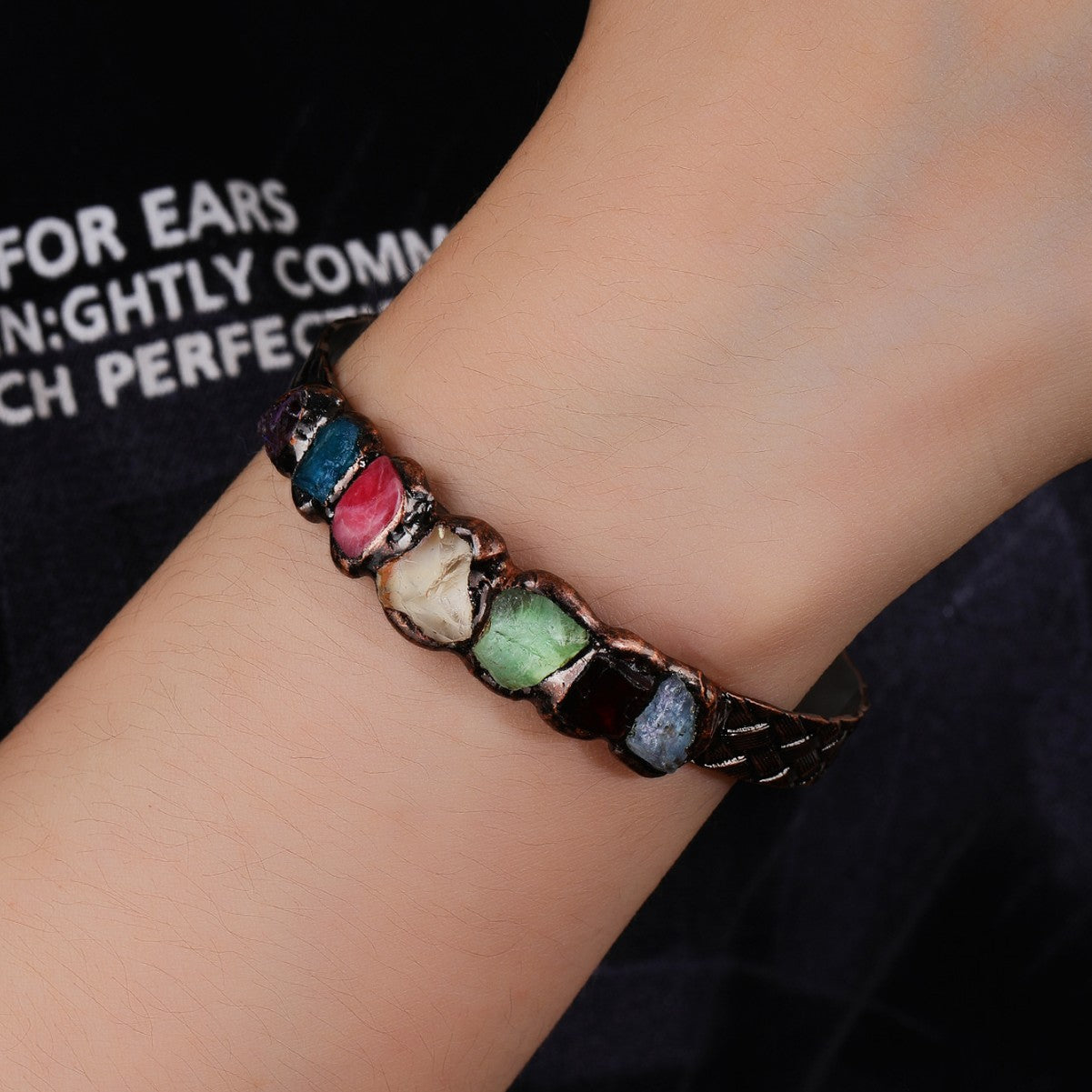 Retro Style 7-Crystal Natural Yellow Amethyst Green Fluorite Raw Stone Hand-Welded Bronze Bracelet Women's Party Gift