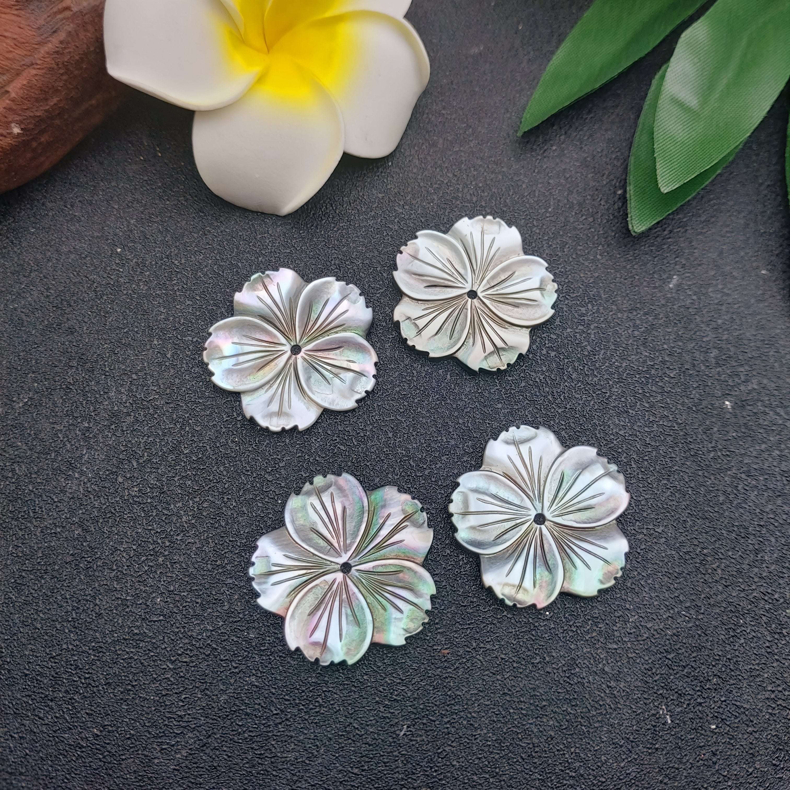 2pcs Natural Mother of Shell Pendants - Hand-Carved Hawaiian Flower Charms with Iridescent Iridescent Spherical Layers, 5-Petal Flower & Central Hole for DIY Earrings, Brooches, Necklace Making - Ocean Crafting Supplies